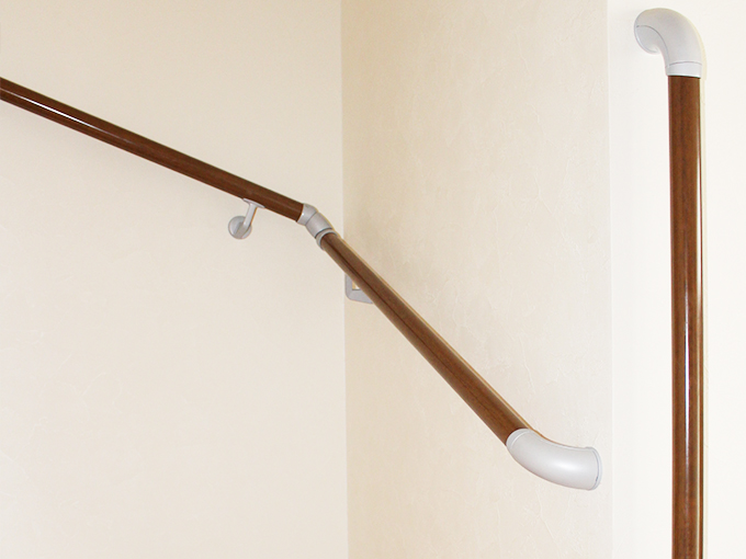 手すり取付工事は金子電設へ